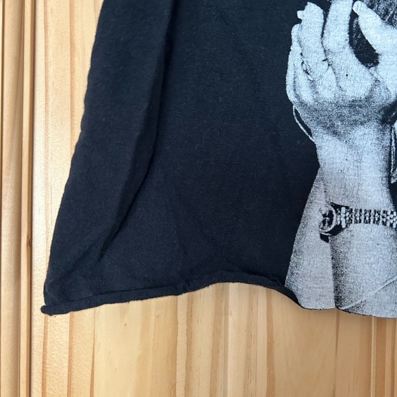 Rihanna Cropped Tshirt - Picture 4 of 4